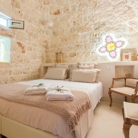 度假居 Trulli Arabesco 切列梅萨皮卡